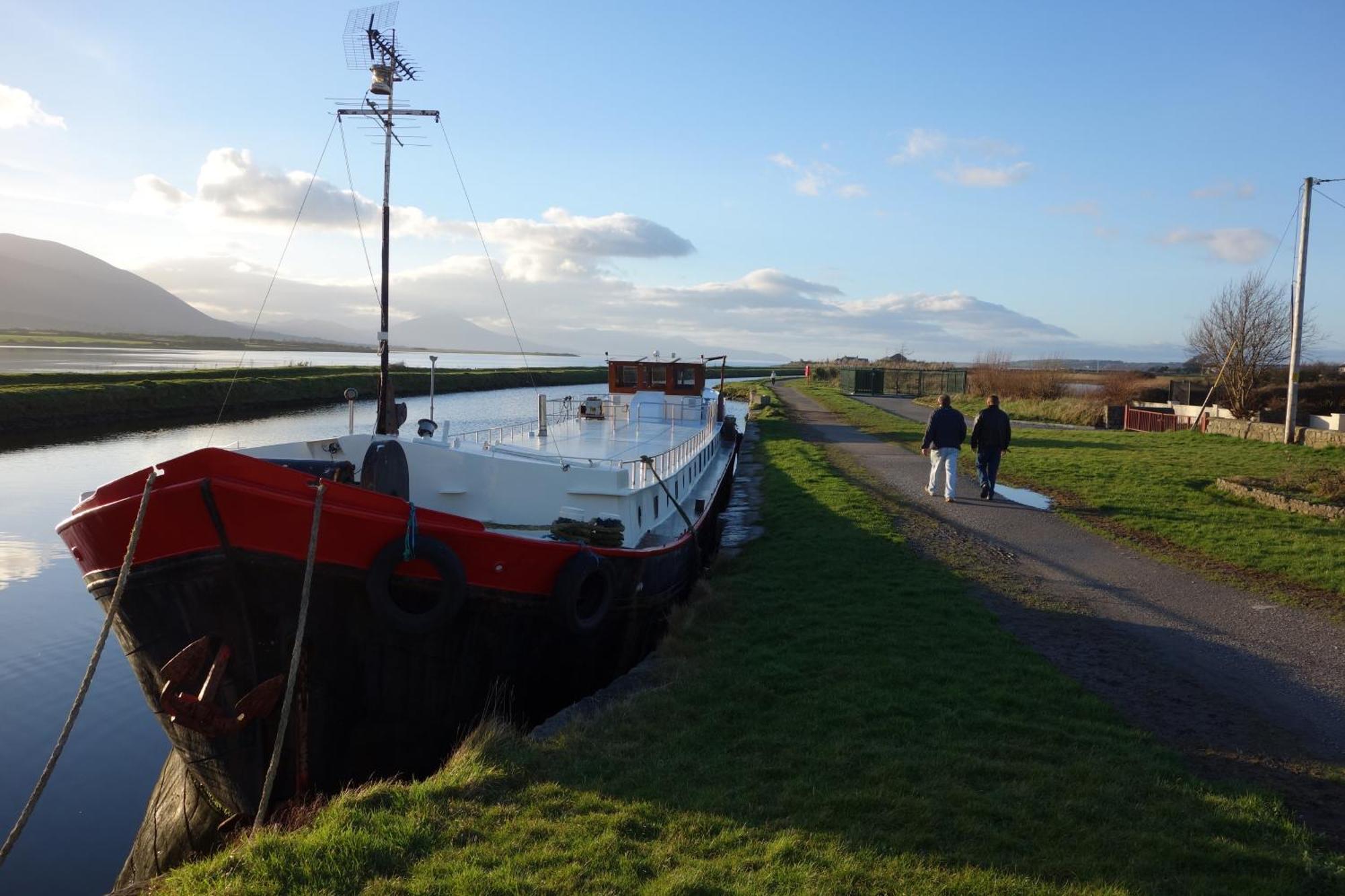 Keanes Of Curraheen, Bar, Restaurant & Accommodation Tralee Eksteriør billede